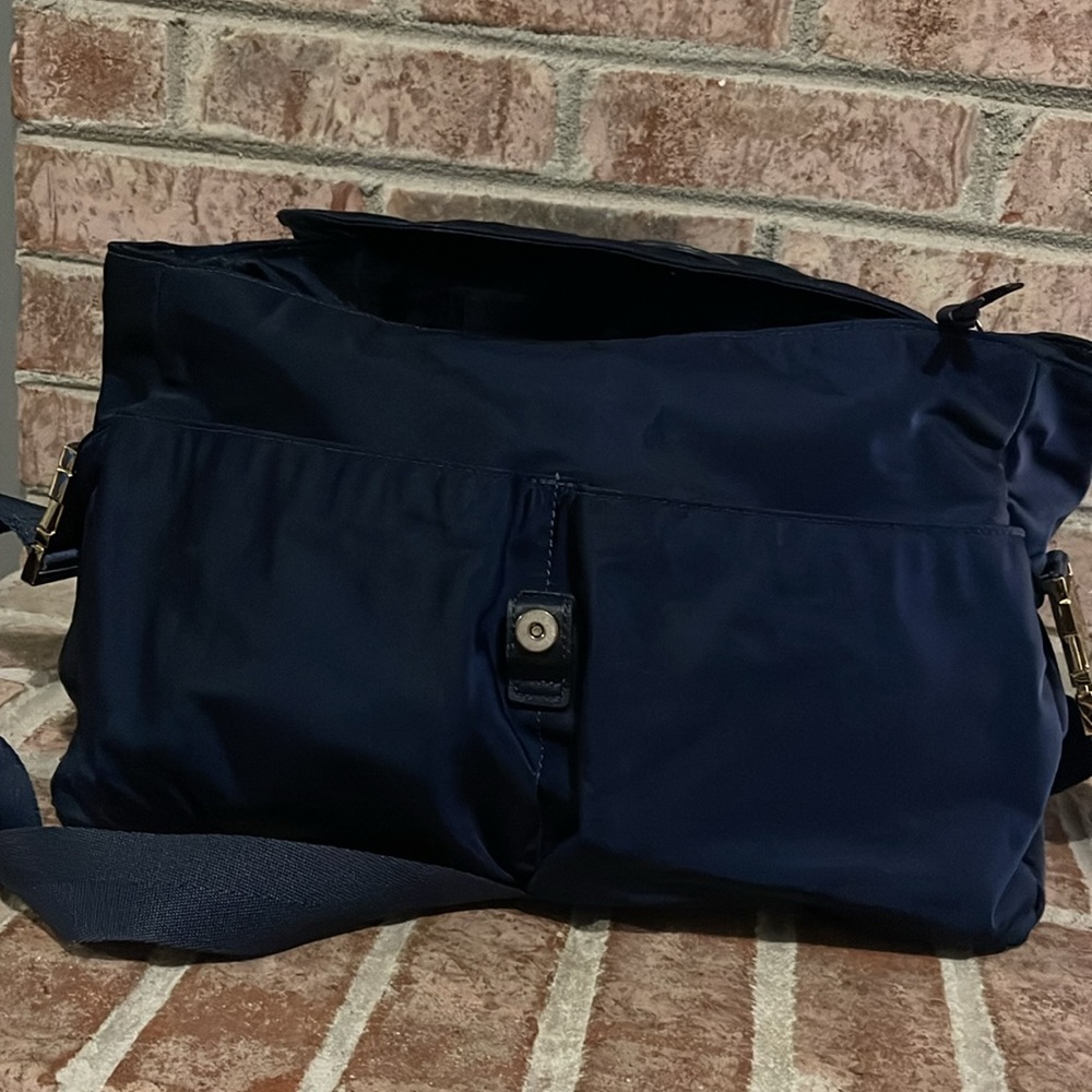 Womens Tory Burch navy blue diaper carrier - Picture 11 of 13
